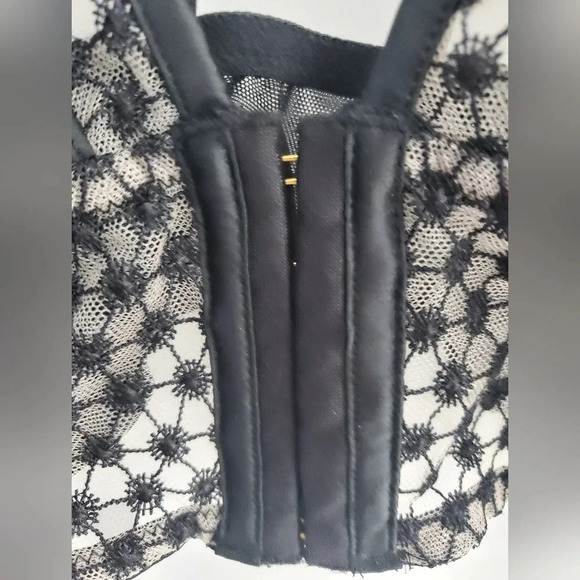 Victoria's Secret bra NWOT - Picture 6 of 12